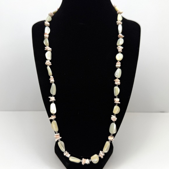 Mother of Pearl Bead Necklace Peach Chip Shell Accent Statement Jewelry 11.5 in - Picture 2 of 7